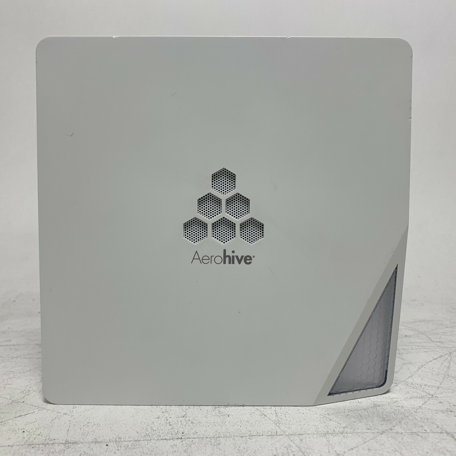Aerohive HiveAP 330 Wireless Access Point with Flush Ceiling Rail Mount