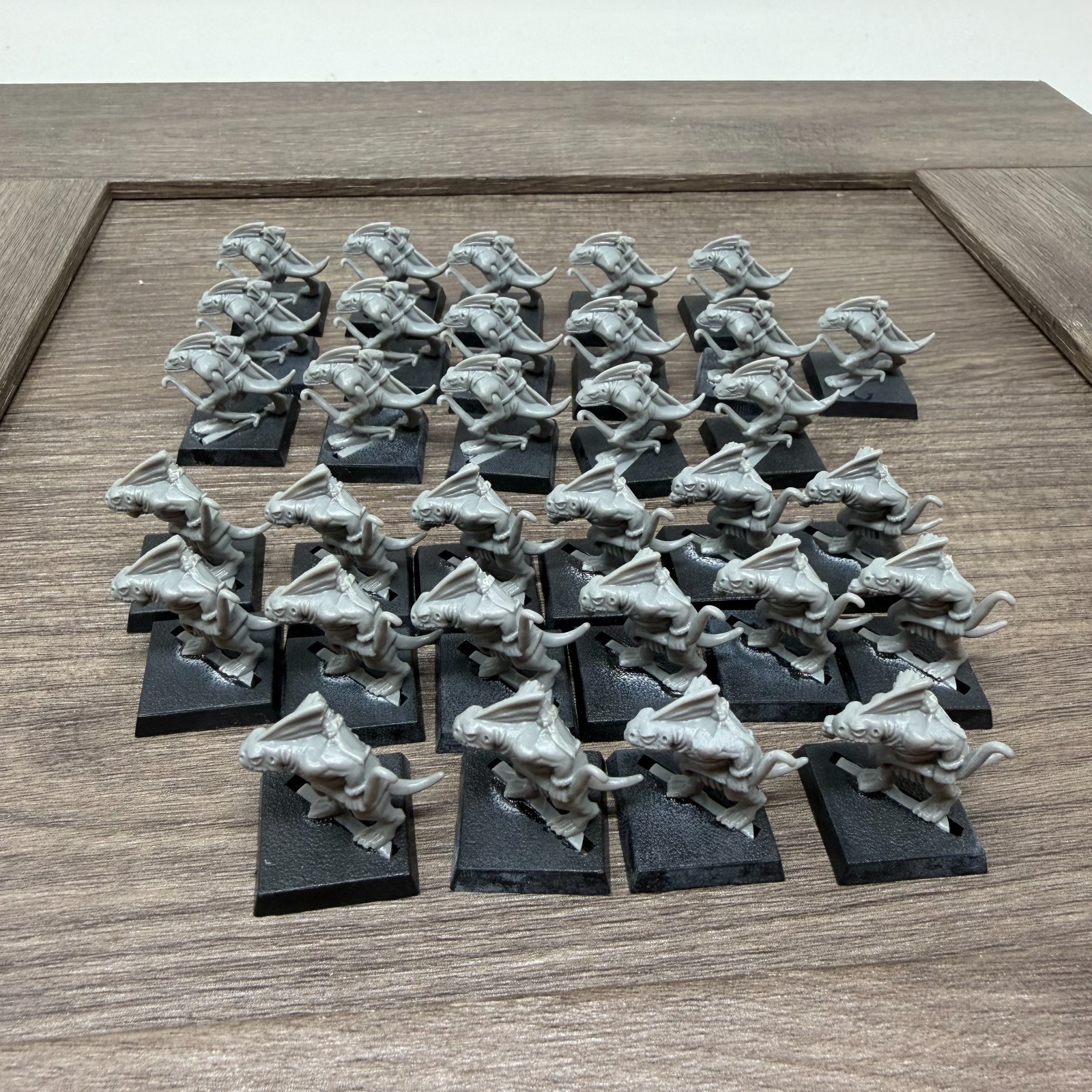 Vintage Warhammer Classic Lizardmen Skink Archer Lot 32 Plastic OOP 90s Seraphon