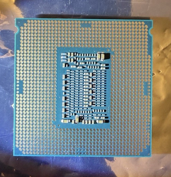 Intel Core i7-8700 Processor (3.2 GHz, 6 Cores, LGA 1151) - SR3QS