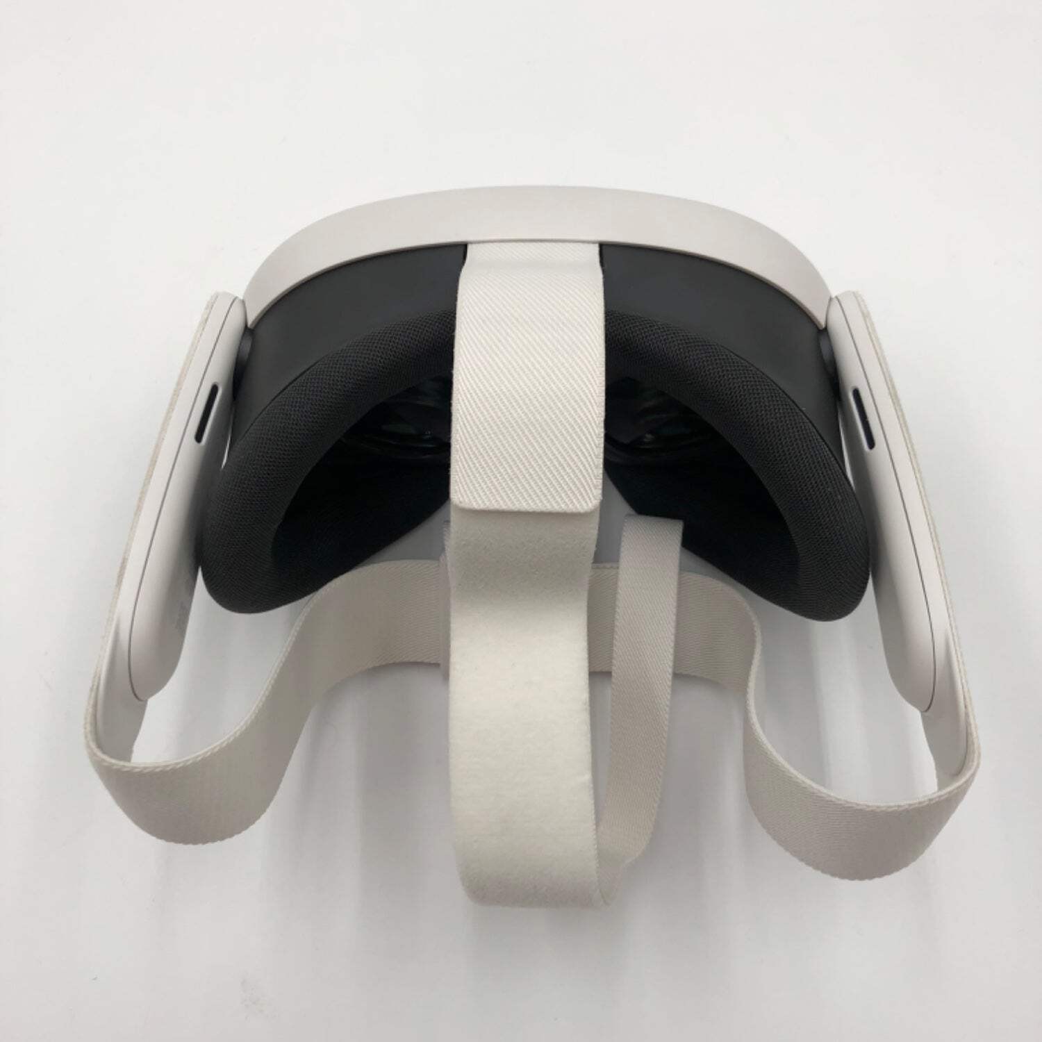 Meta Quest 3 512GB Standalone All-in-One VR Headset S3A