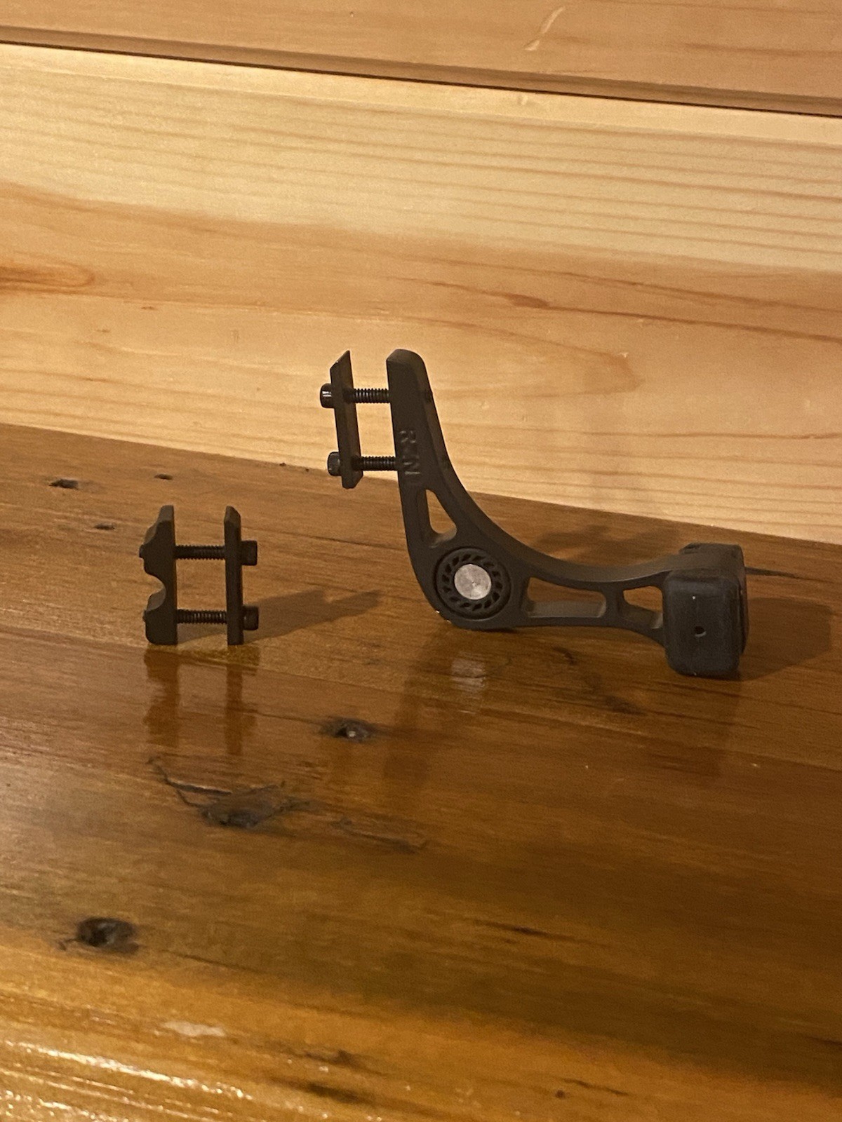 Mathews Reezen RZN Limb Tips with String Suppressor and Harmonic Damper Solo Cam