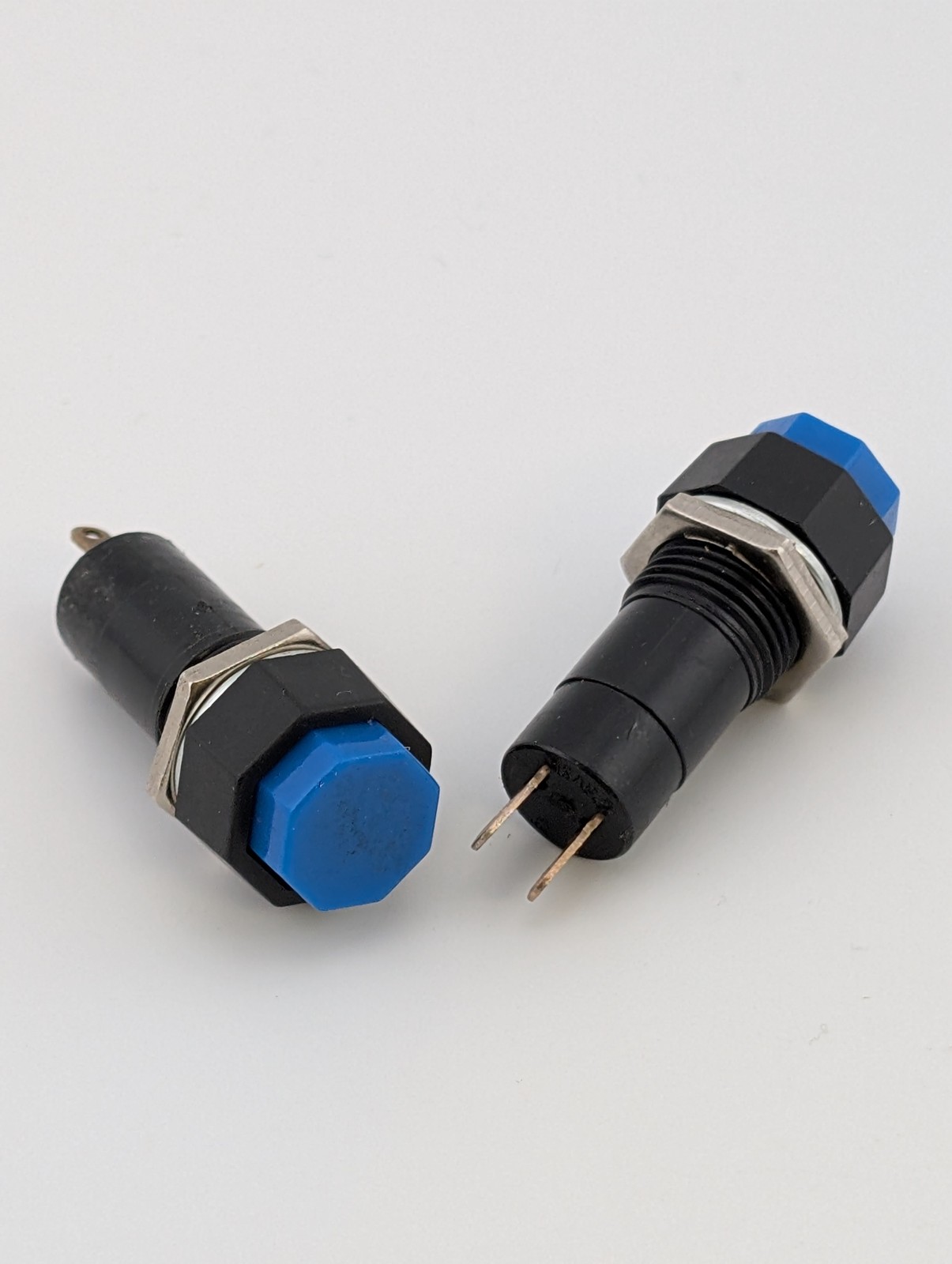 SPST Momentary-On Push-Button Switch 2 Pack
