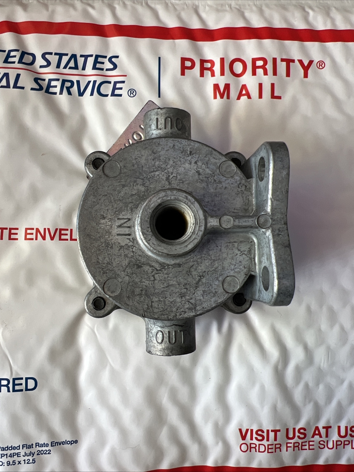 Sealco 2000D 1/2 Quick Release Valve, 1/2" NPT Inlet, 3/8" NPT M.USA