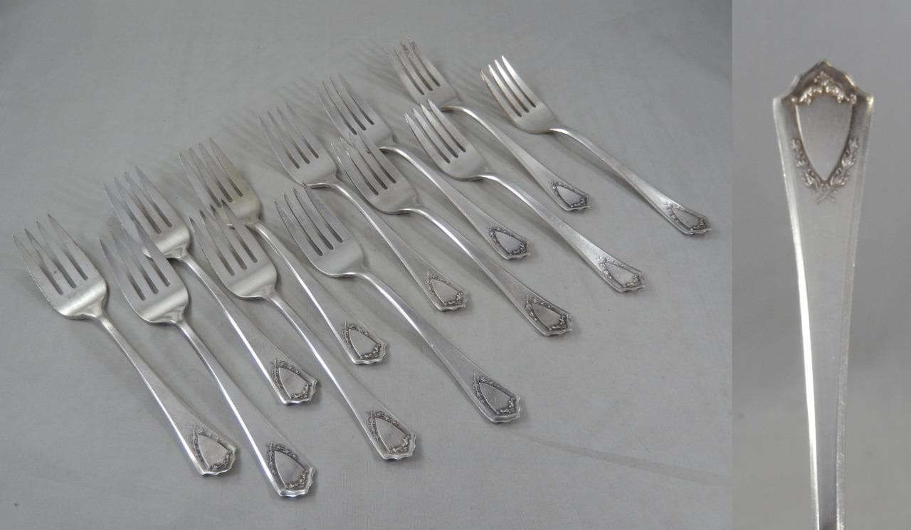 Antique Pelham Silverplate 1916 Jewell Pattern Lot of 12 Salad Forks SF344