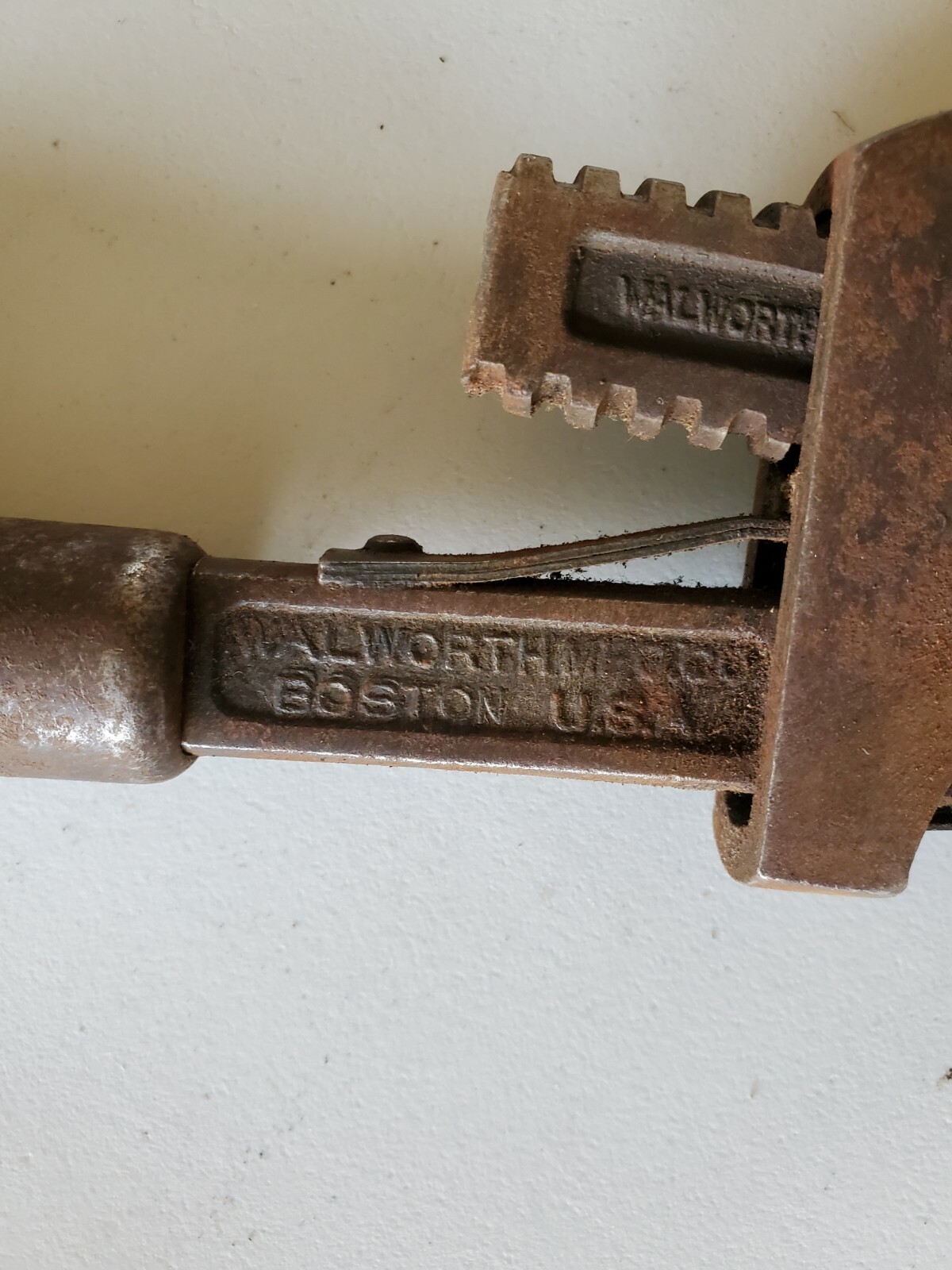 Vintage Walworth Mfg. #10 Adjustable Pipe Wrench