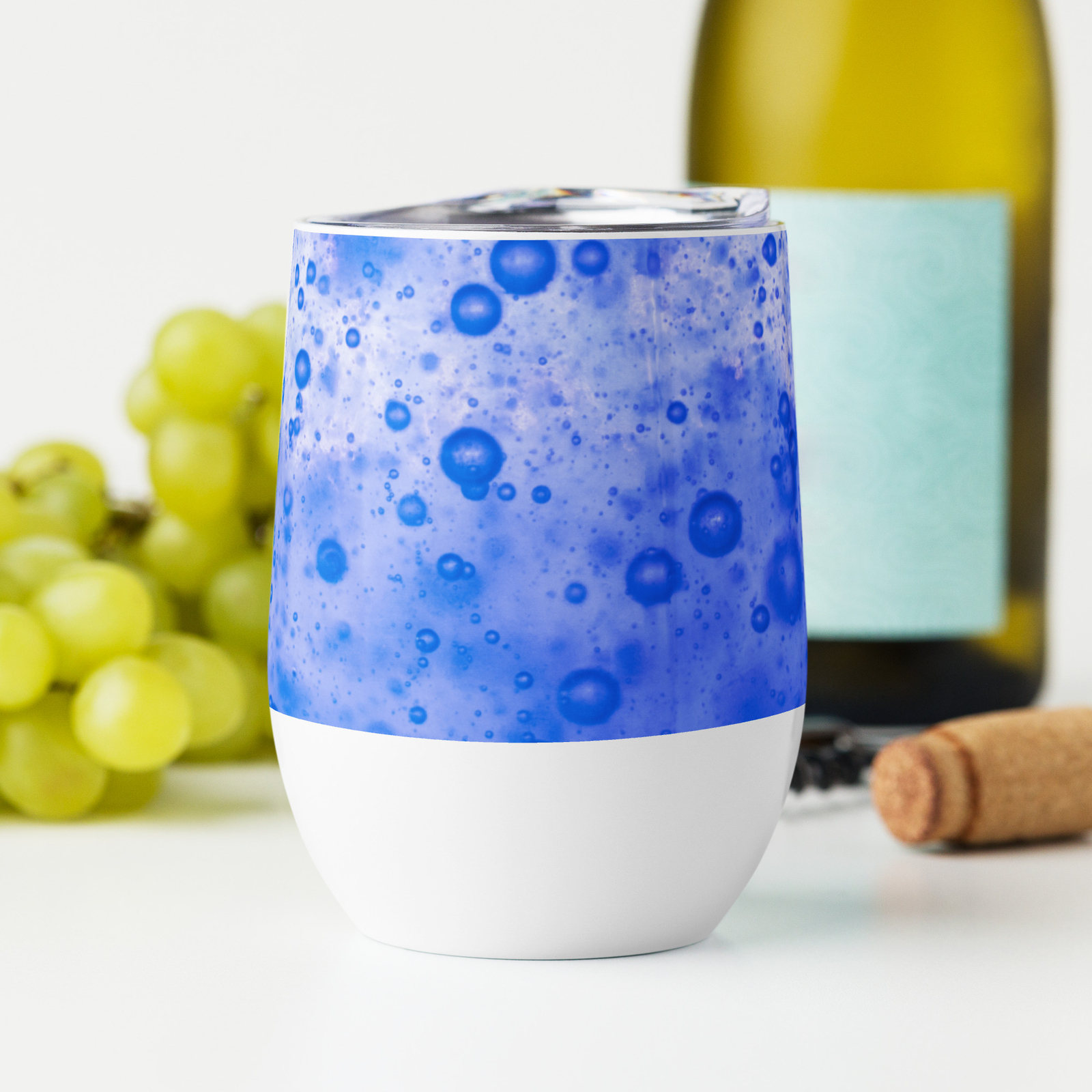 Macro Bubble Wine tumbler