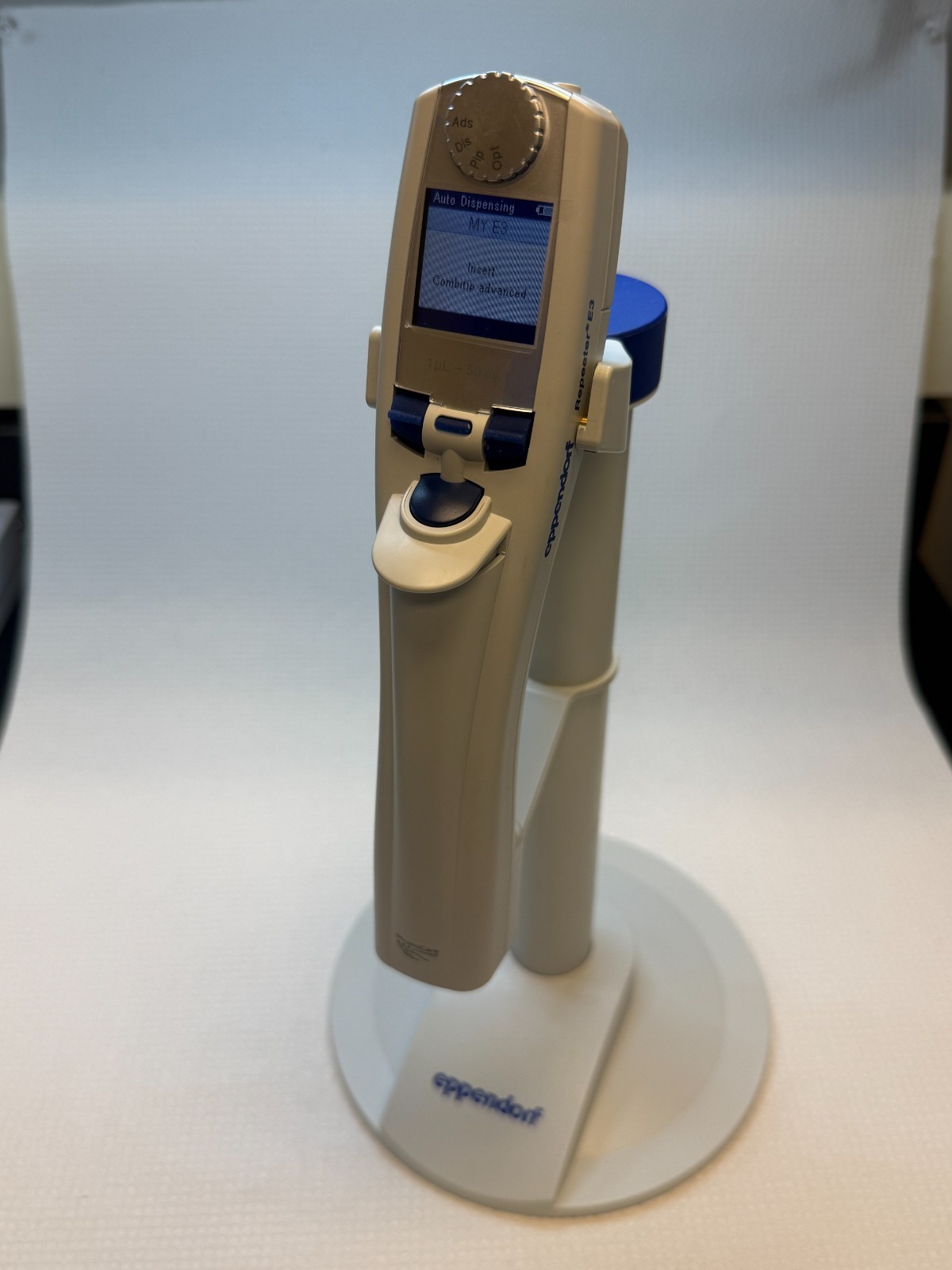 Eppendorf Repeater E3 Electronic Dispensing Pipette  1 µL - 50 mL