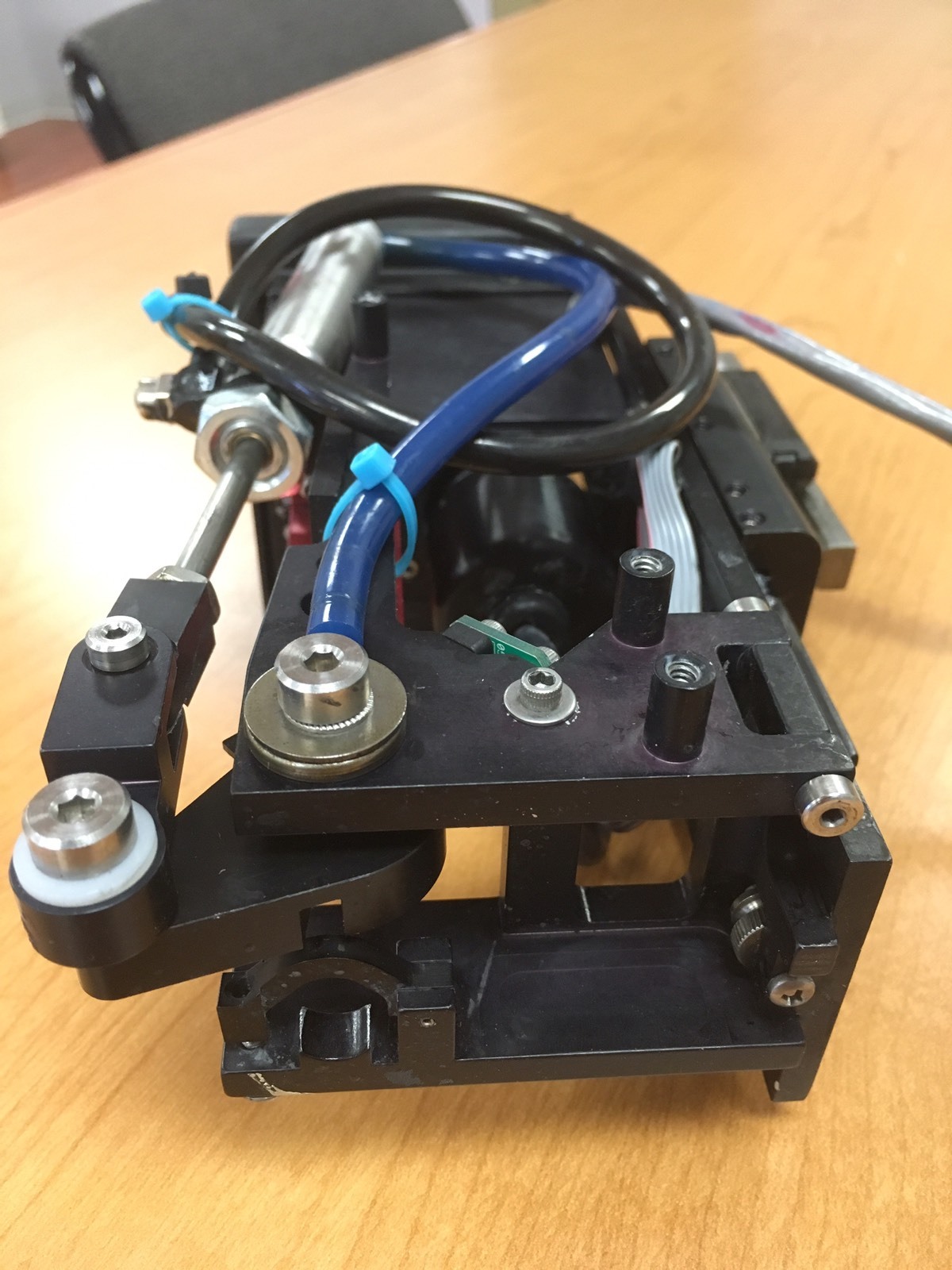 Asymtek DP-2000 Dispensing Pump Nordson