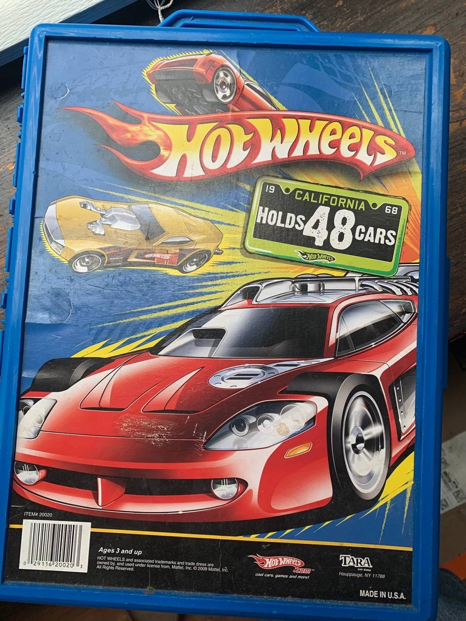 Hot wheels 48 Car Case W/ Diecast Cars