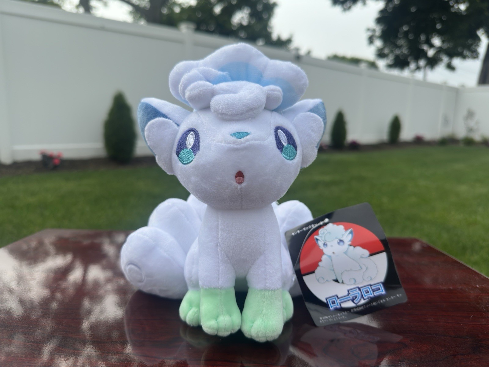 Pokemon Alolan Vulpix Plush Doll Brand New With Tags 8.6 inches