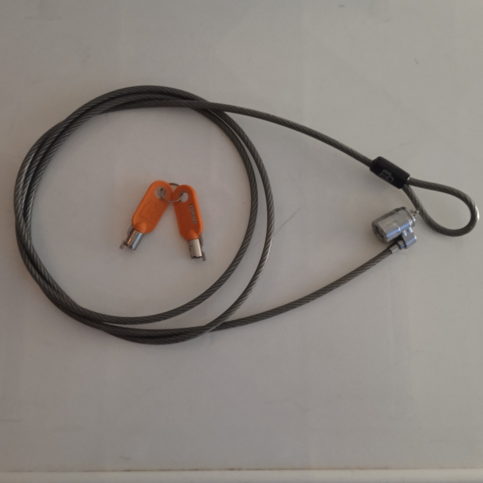 Kensington K64186FM Master Keyed MicroSaver Notebook Cable Lock