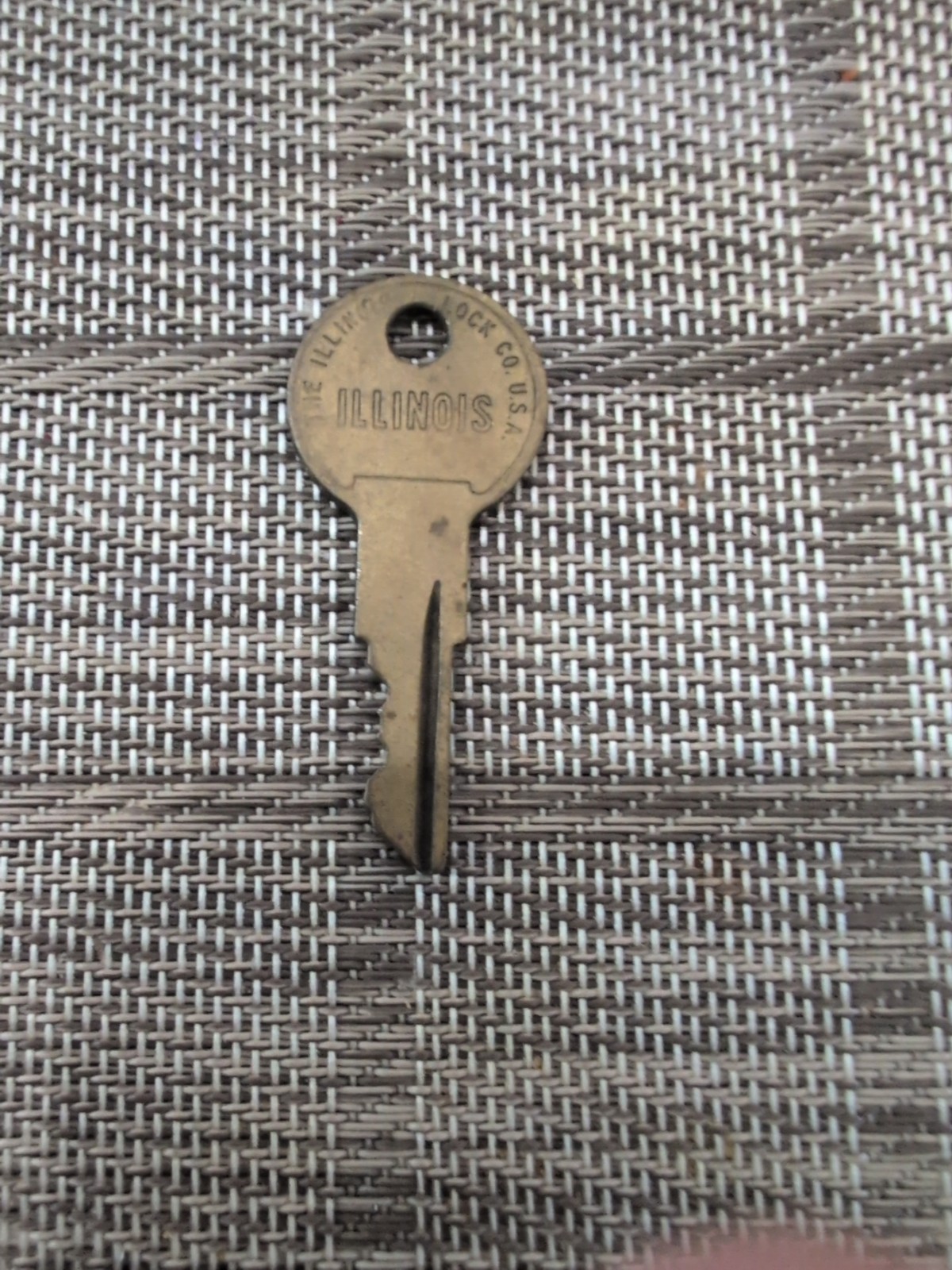 Illinois Lock Key P300