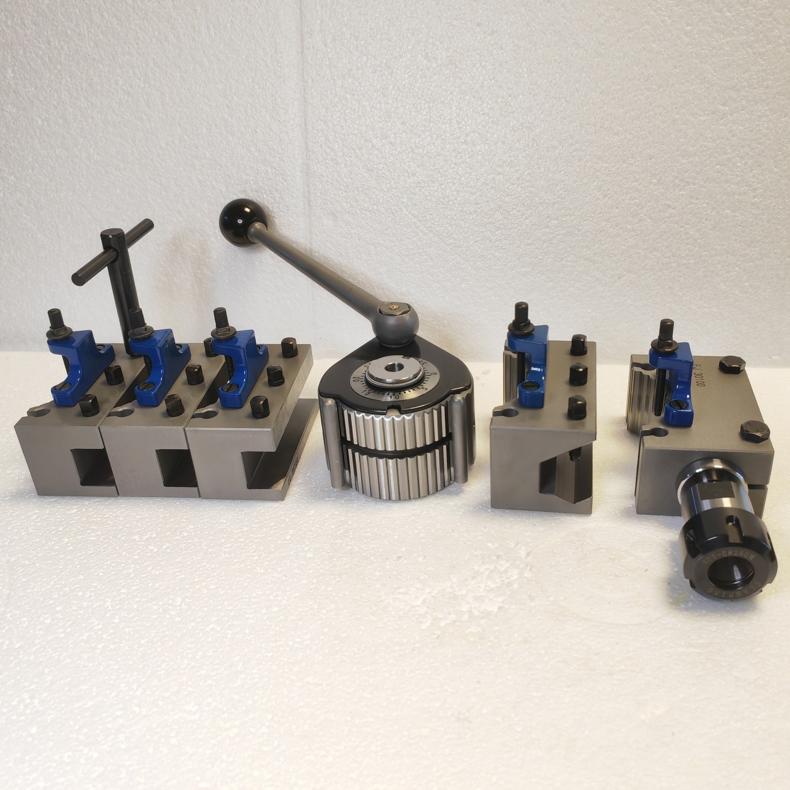Fine Ground Multifix E Quick Change Tool Post with ED25100 EH30100 Holders