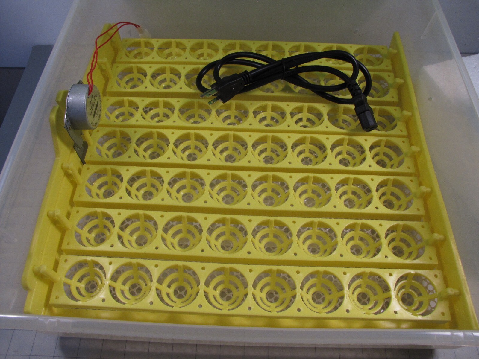 56-Egg Digital Incubator Humidity & Temperature Control Automatic Turning NEW
