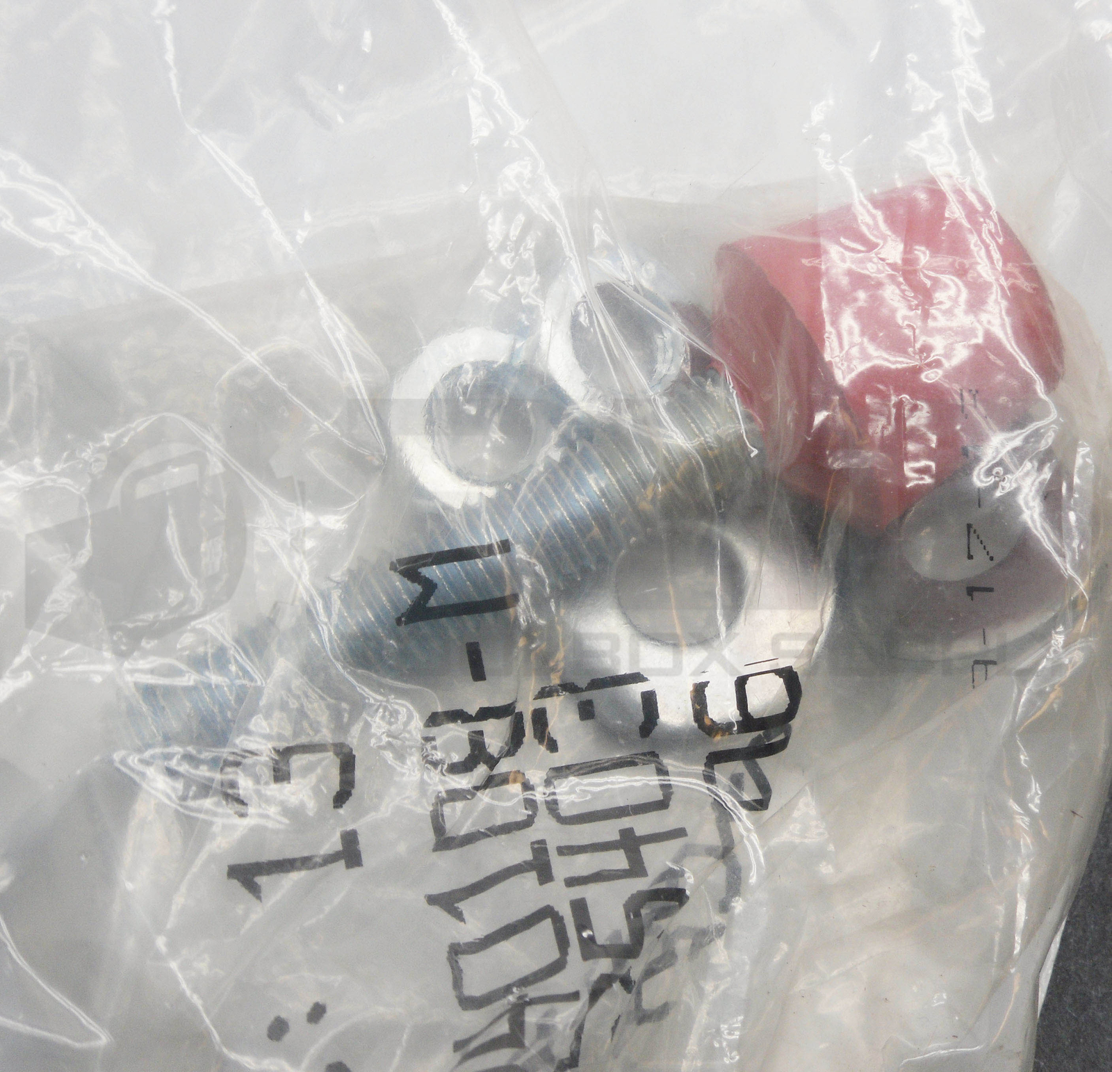 SEALED NEW DE-STA-CO 210-UR TOGGLE HOLD DOWN CLAMP 210-U