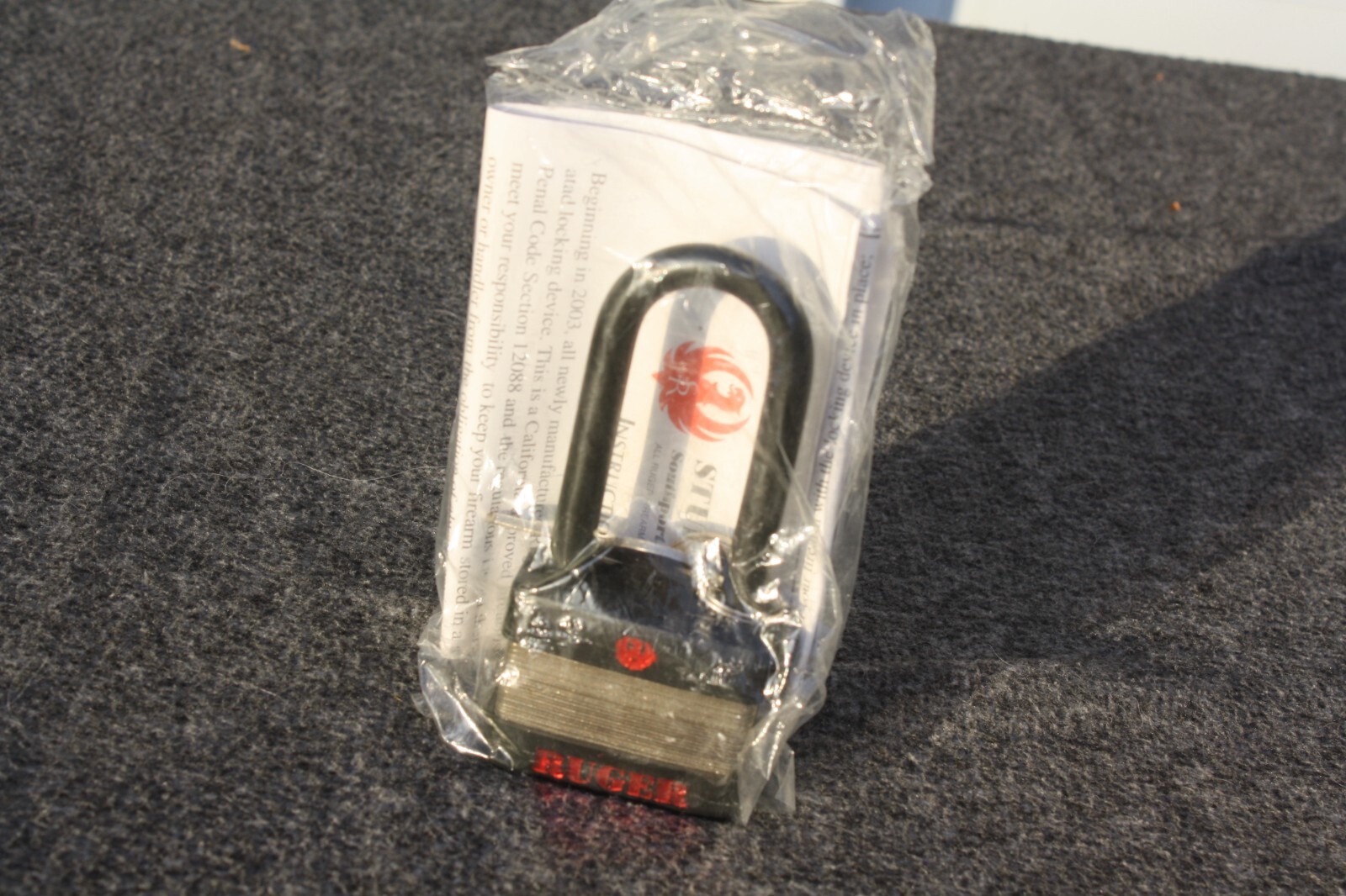 HEAVY DUTY  RUGER  ALL METAL  GUN LOCK NOT CABLE NEW NEVER USED