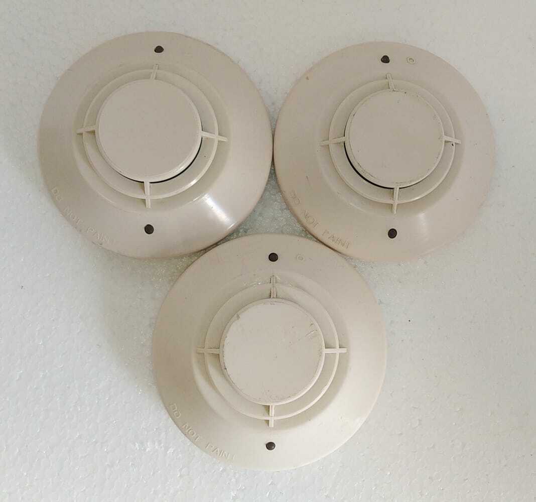 NOTIFIER HONEYWELL FSP-851 PHOTO ELECTRONIC SMOKE DETECTOR