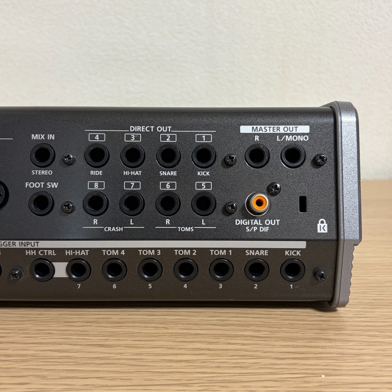 Roland TD-20X V-Drums Percussion Sound Module 100 Kits 920 Drum Instruments