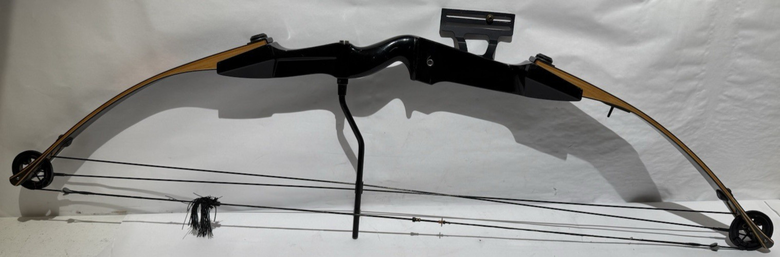 Hoyt/Easton Rambo Right-Handed Compound Bow