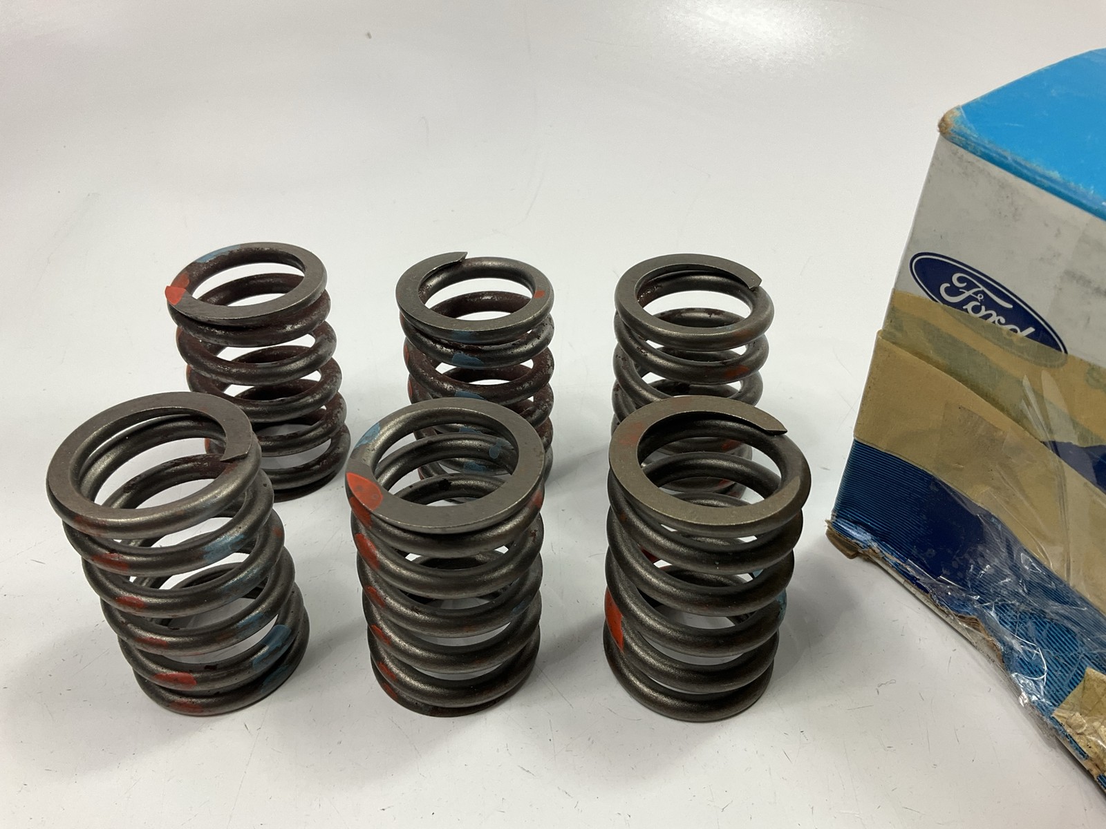 (6) NEW - OEM Ford E9TZ-6513-A Engine Valve Spring 1989-1997 7.5L 460
