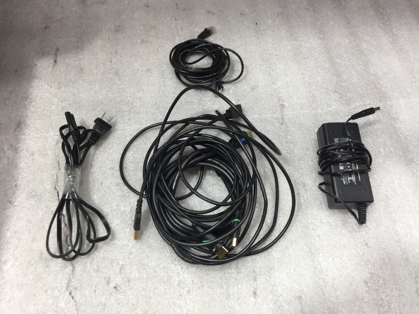 Crestron CCS-UC-1-T-V Tabletop UC Video Conference Console --- TESTED AND RESET