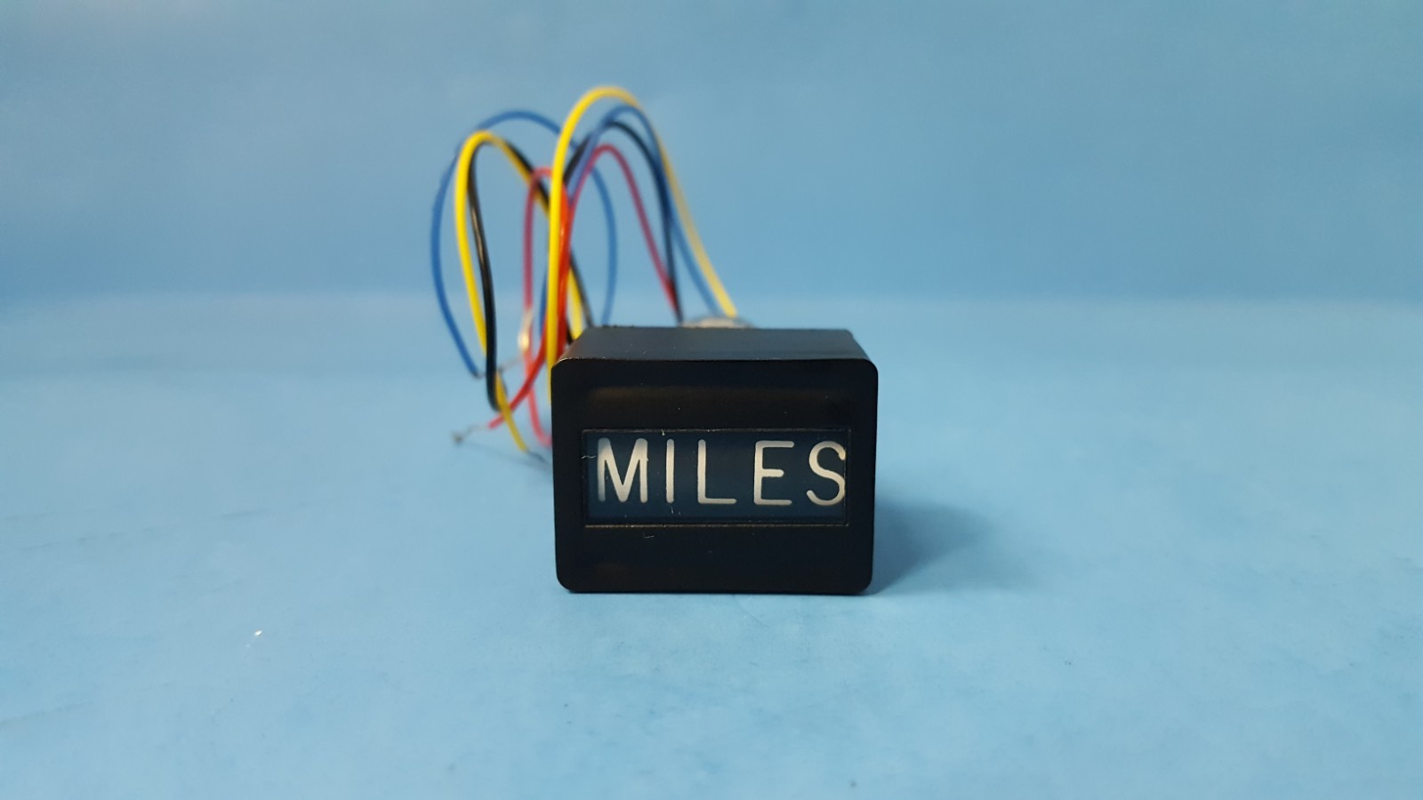 ONE PC- Indicator, 110.03, ALLARD Instruments, 28VDC, (MILES/MI-TE/00-YDS)
