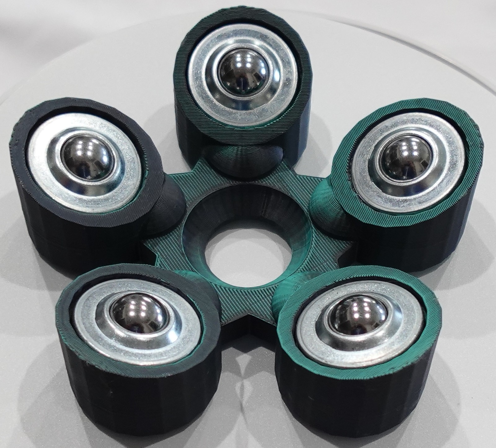 Bowling Ball Spinner Cup - Black And Green