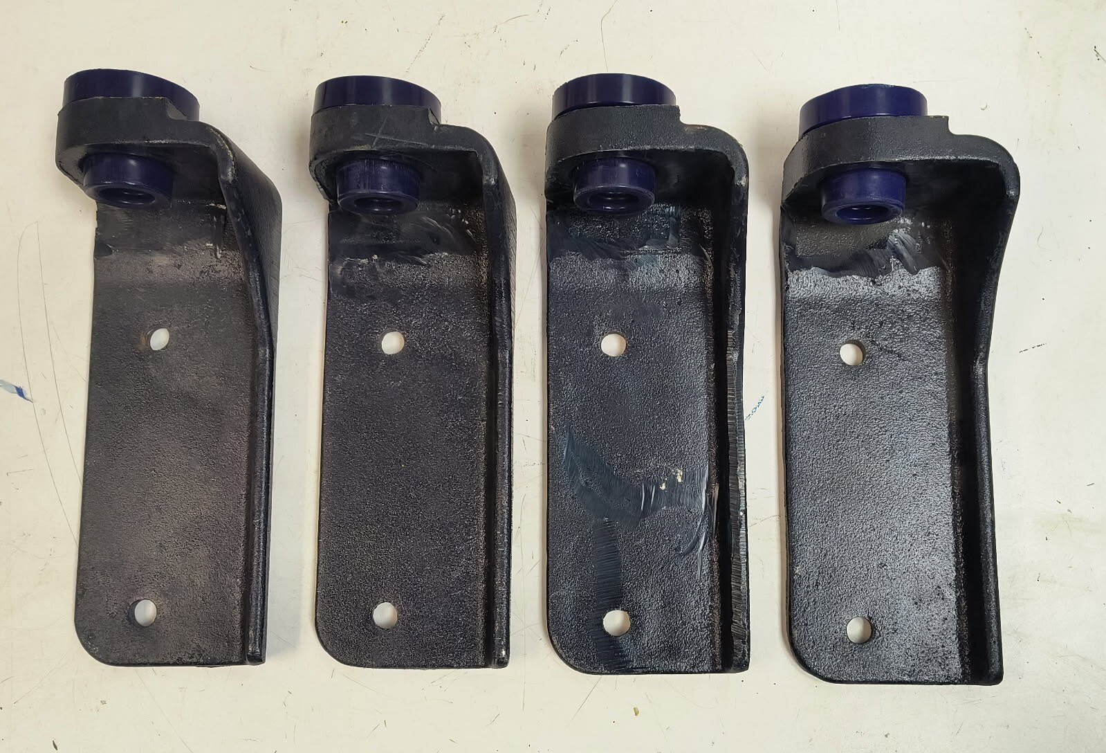KENWORTH  K235-1617 SUPPORT-SLEEPER REPLACES CAST#  K235-1616 QTY 4