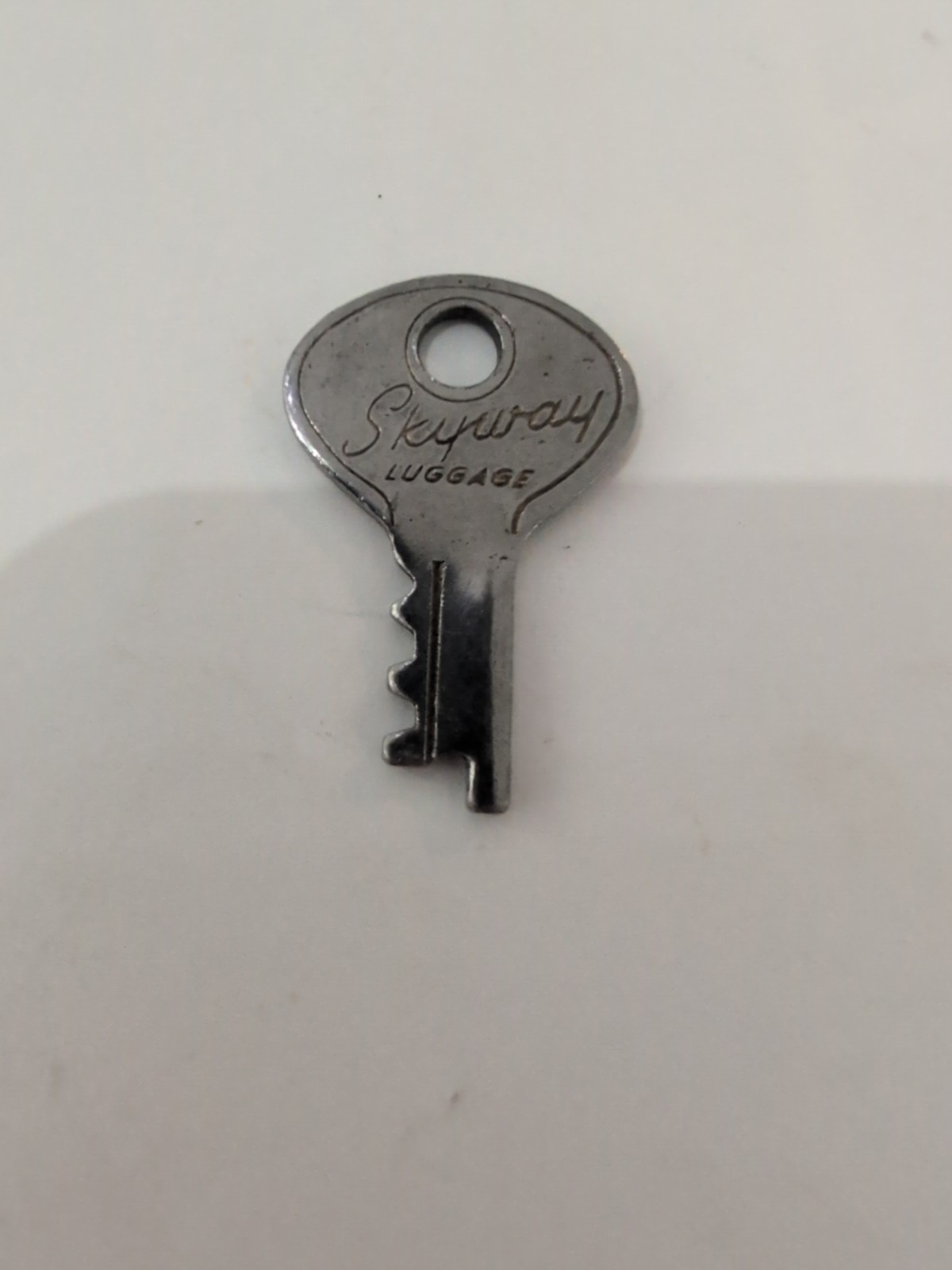 Skyway Luggage Key 1830