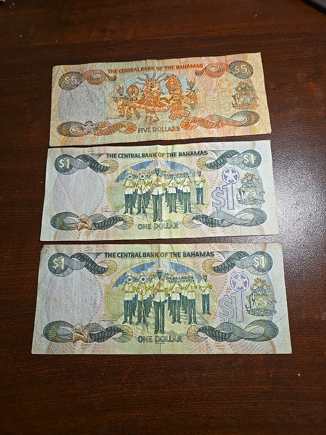 🇧🇸 Bahamas 5 dollars 2001 1 Dollar 2001 X2 Circulated Bank Notes