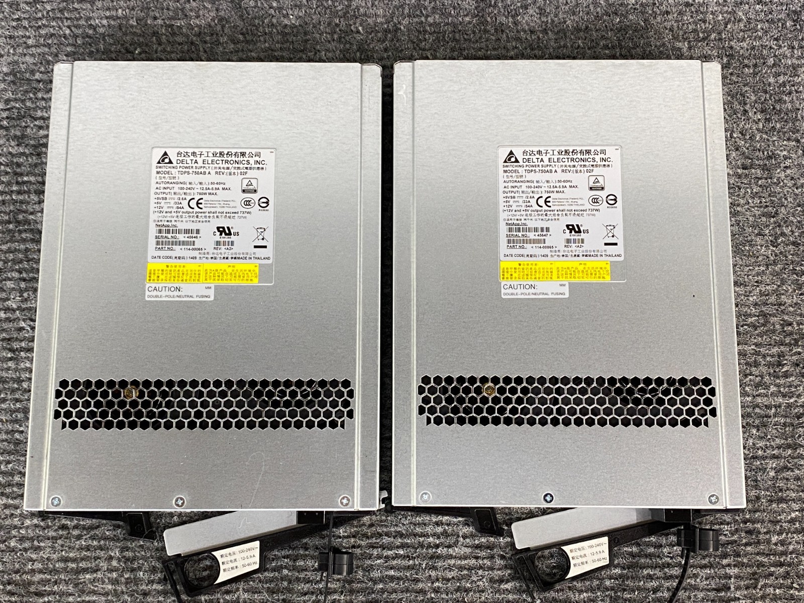 NetApp NAJ-1001 24-Bay Storage Array, 2x Controllers, 2x PSU w/ Power Cord
