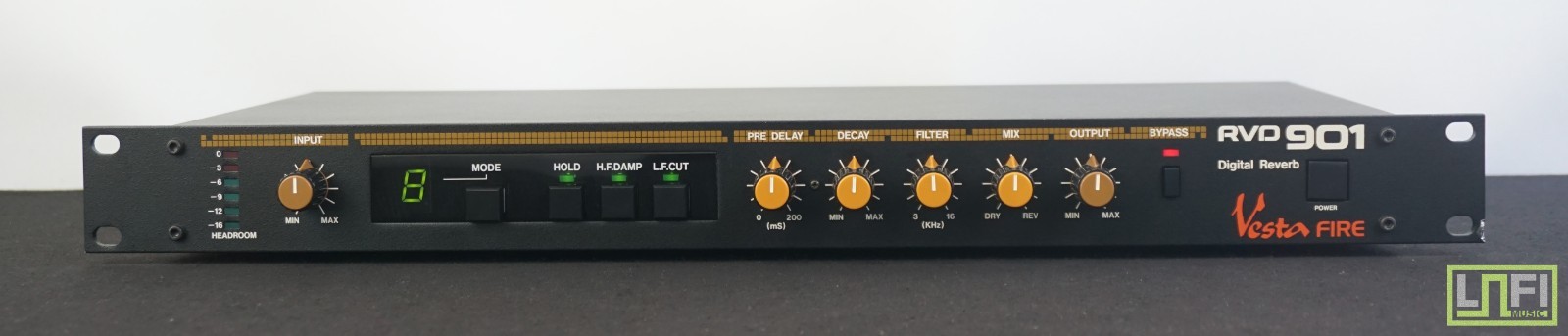 Vesta Fire RVD 901 Digital Reverb 1u Rack Mount Effects (Pre Vestax) - 117V