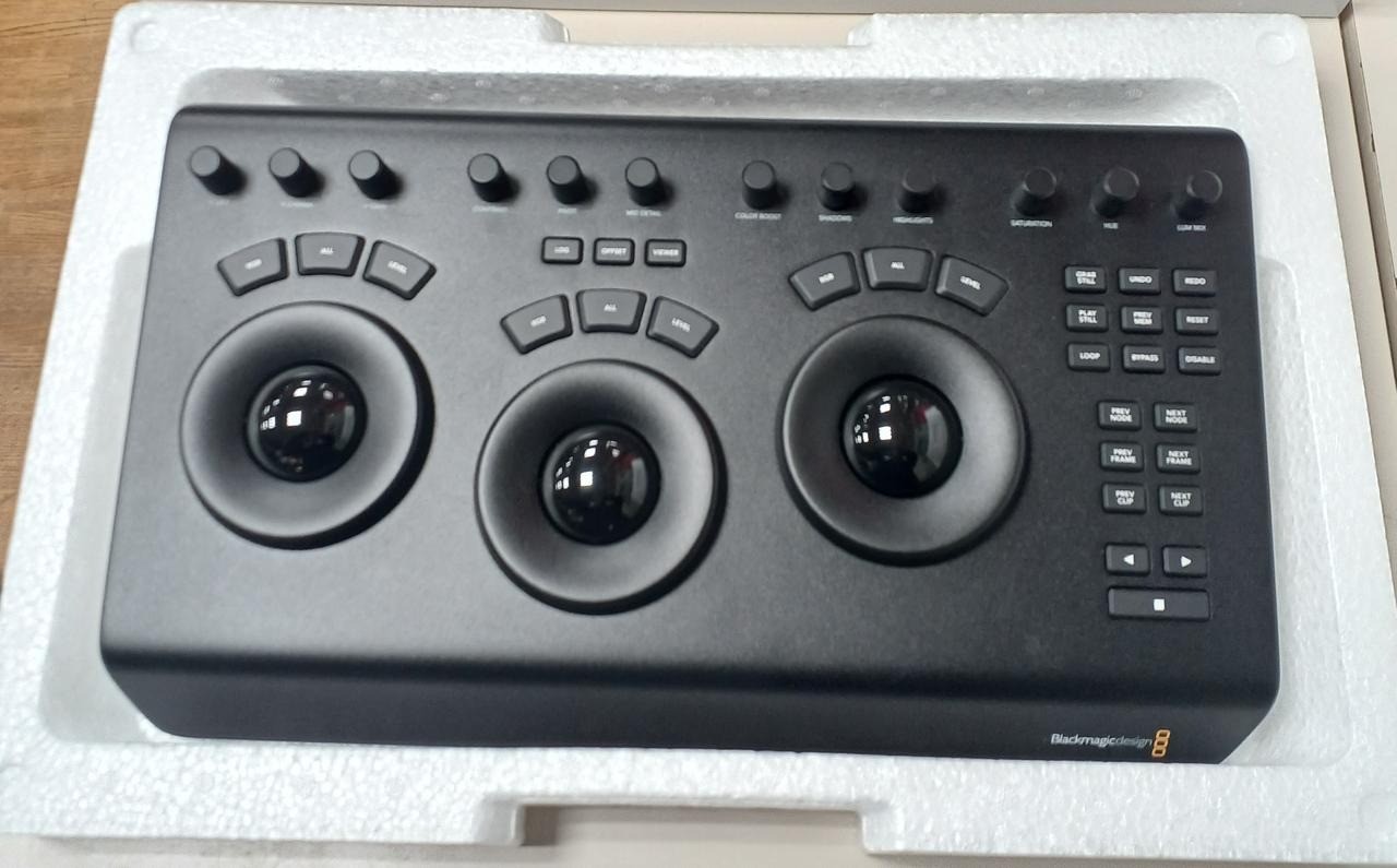 Blackmagic Design Davinci Resolve Micro Panel Black Tested w/Box Used