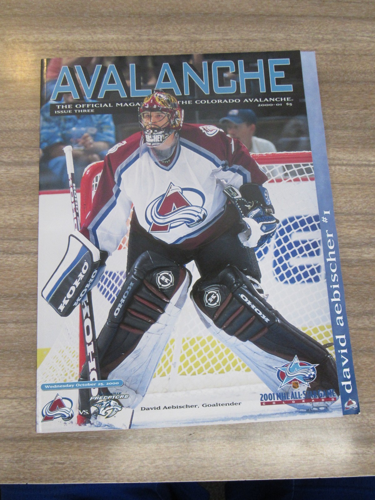 2000-01 Avalanche vs.  Predators Program w/ Roster Card David Aebischer 10/25/00