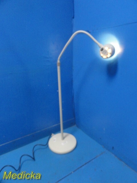 Midmark Ritter Model 152-001 Exam/Procedure Light W/O Caster Base ~ 36466