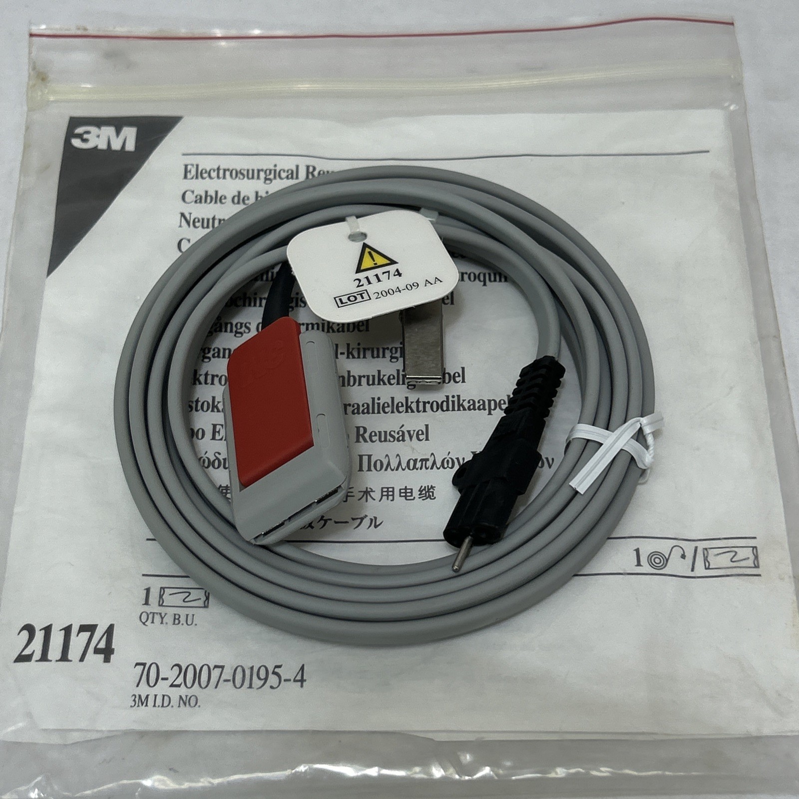 3M Electrosurgical Reusable Grounding Cable for Split Disposable Pads 21174 New