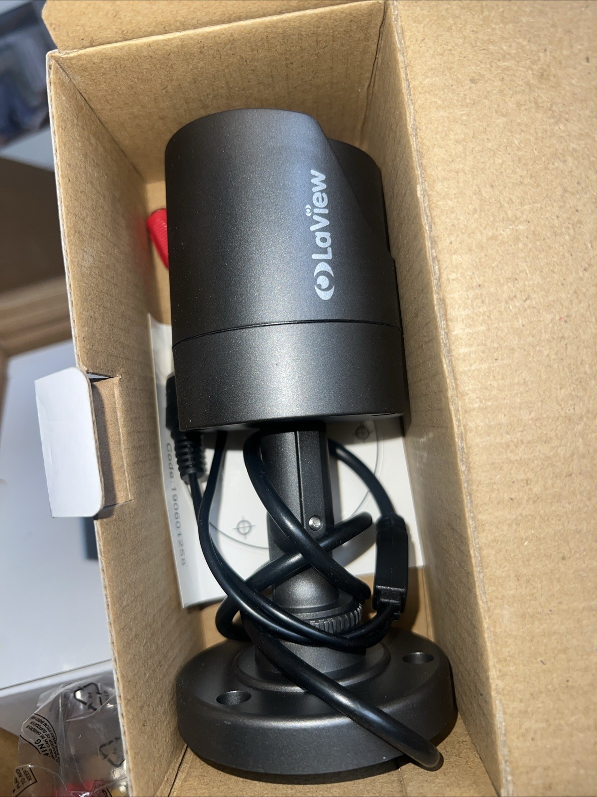 laview LV-T970HS security camera Wired 4 Cameras And Cables 8 Channels 4K
