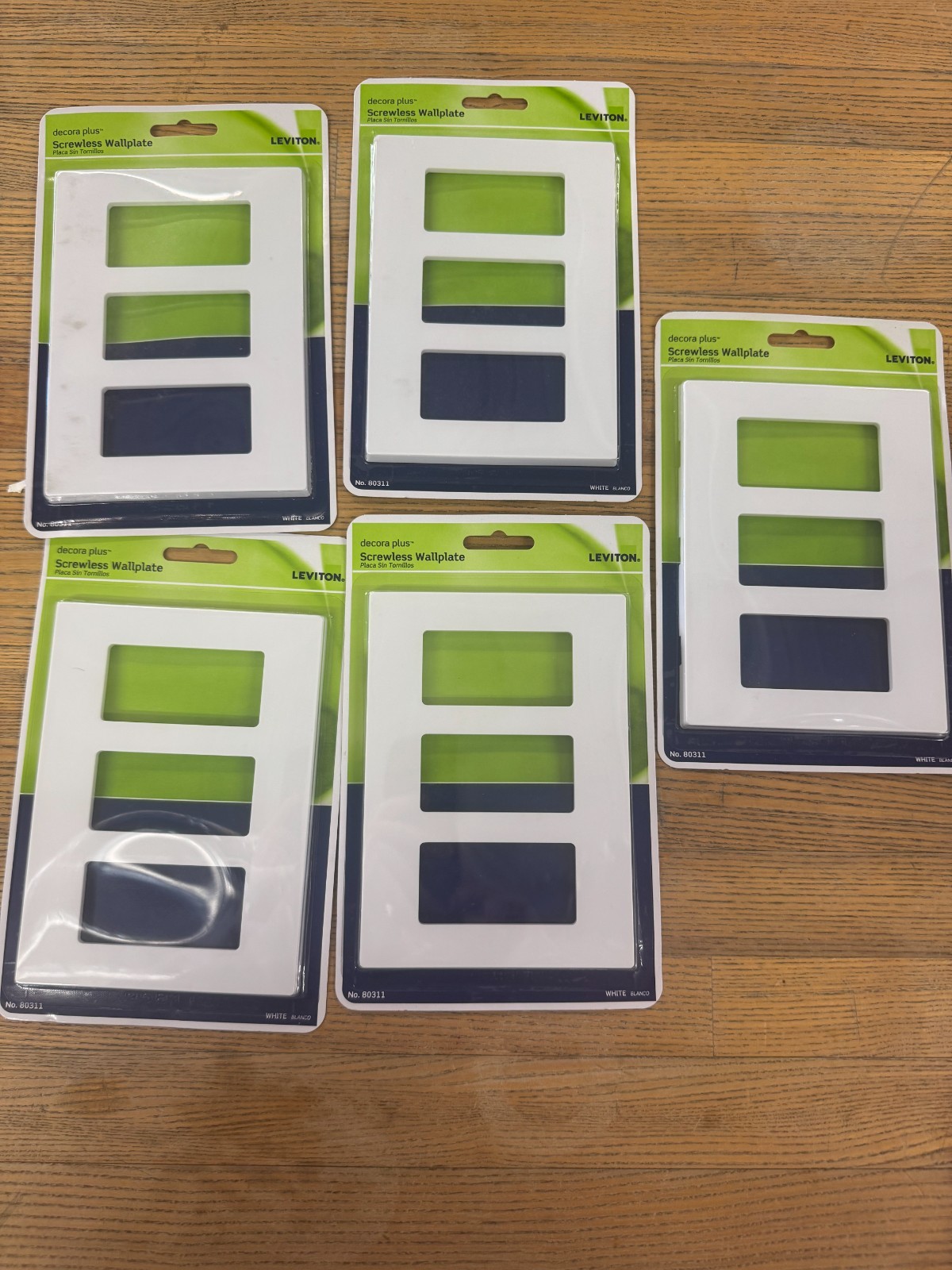Lot of 5 Leviton Decora Plus Screwless 3-Gang Wall Plate White Plastic