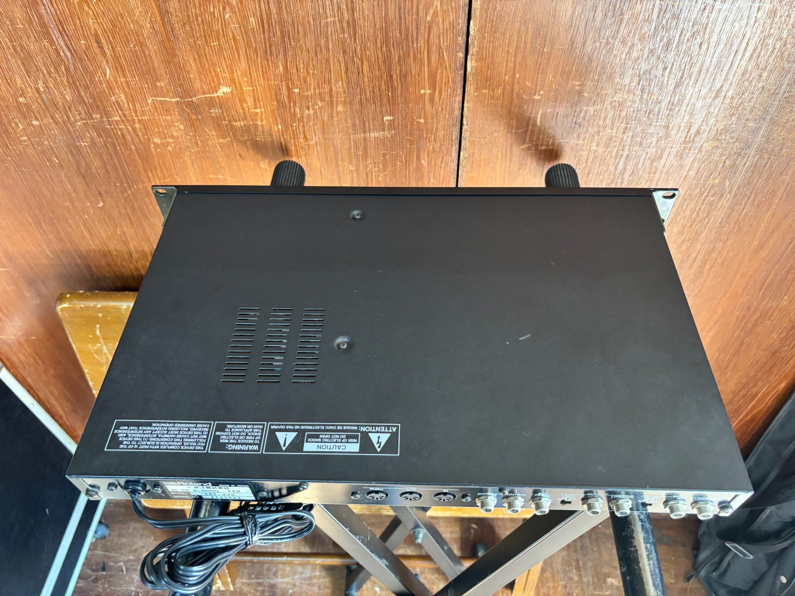 Roland SDE-330 SDE 330 Dimensional Space Delay New internal battery