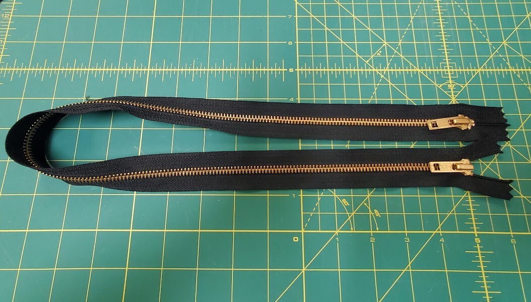 YKK #5YBlack w/ Brass Two Way Separating 26" 2 Way Zipper