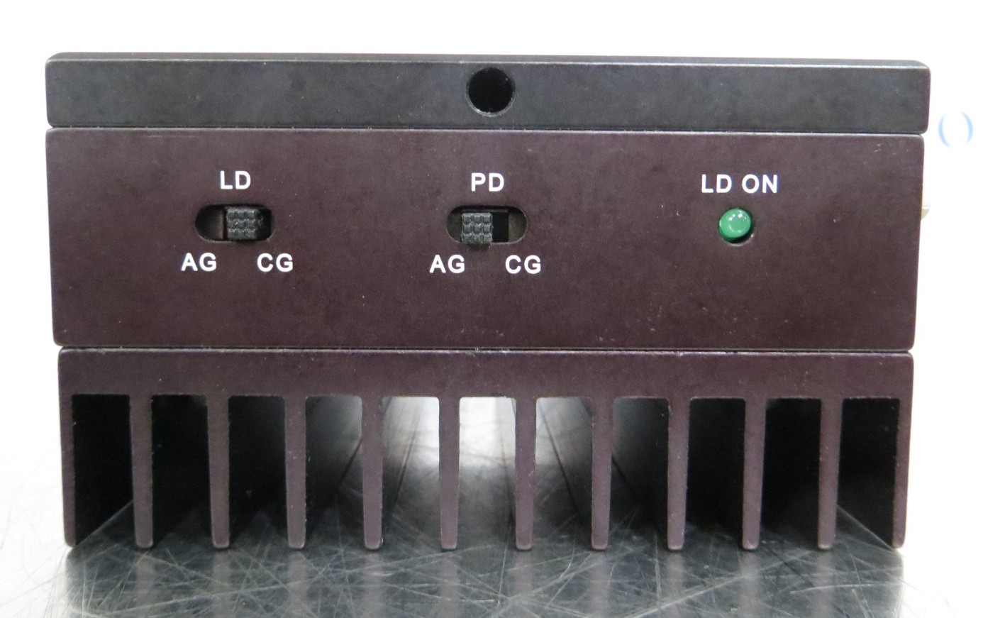 T203294 Thorlabs TCLDM9 TE-Cooled Laser Diode Mount w/ Unknown Diode