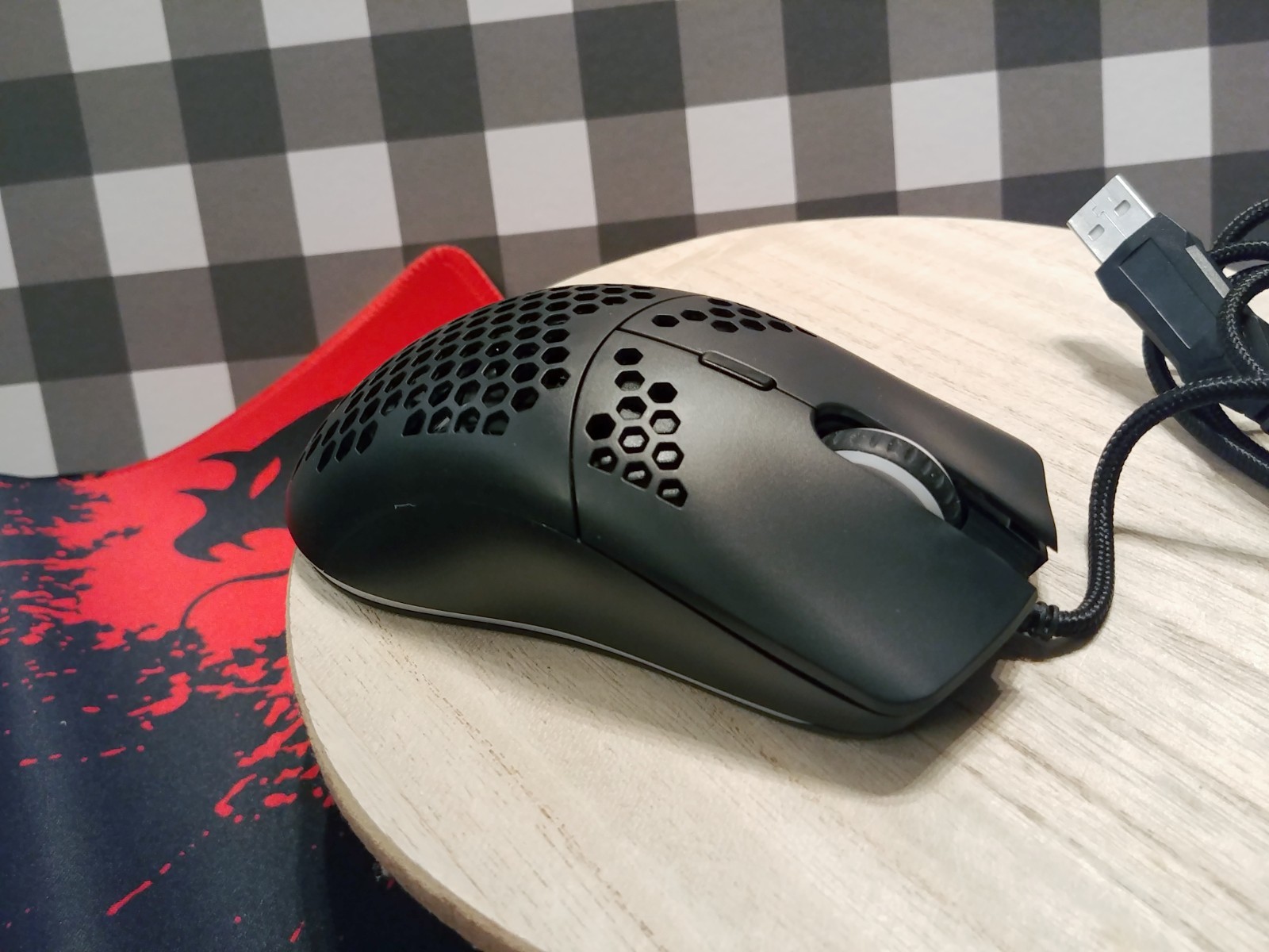 Mamgasnake Honeycomb Gaming Mouse & Mousepad , USB LED ~ New, Open Box 6 Button