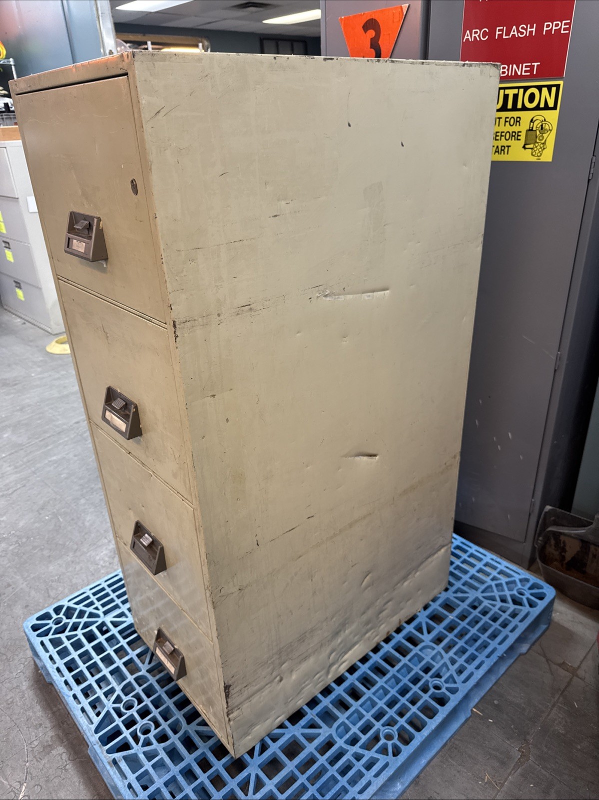 FireGuard 4CFC-1, 4 Drawer Fire Resistnant Filing Cabinet