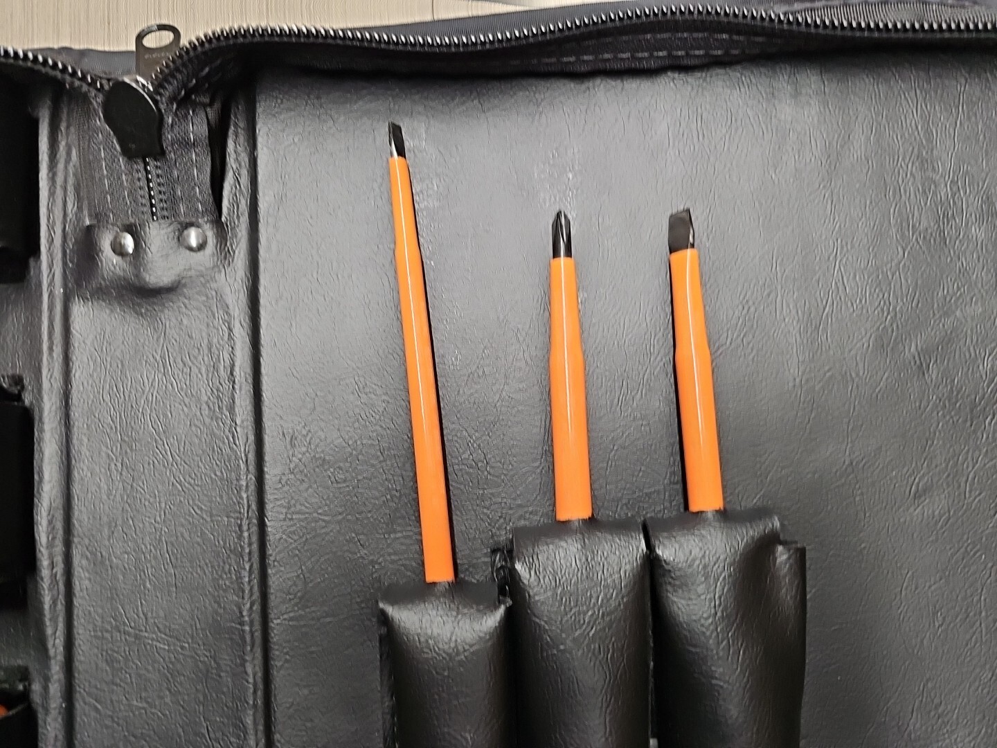 Klein Tools 33536, 8 piece Insulated Tool Kit