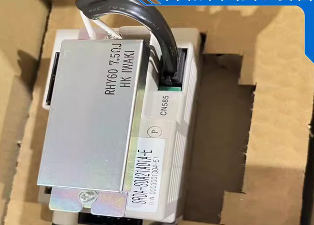 New In Box Yaskawa SRDA-SDA21A01A-E Amplifier