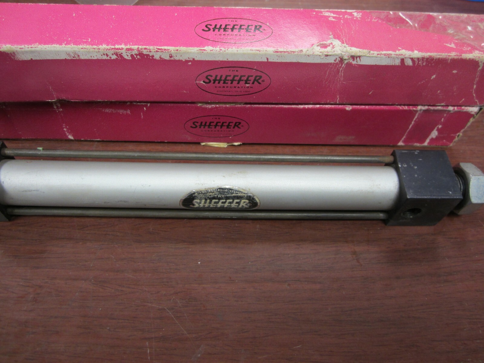 Sheffer 3/4CLATD7, 3/4CLA-D8 CL Series Pneumatic Clamp Cylinder Qty3