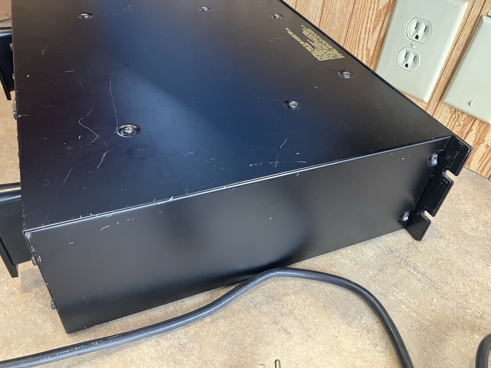 Yamaha P2350 Power Amplifier Tested Working