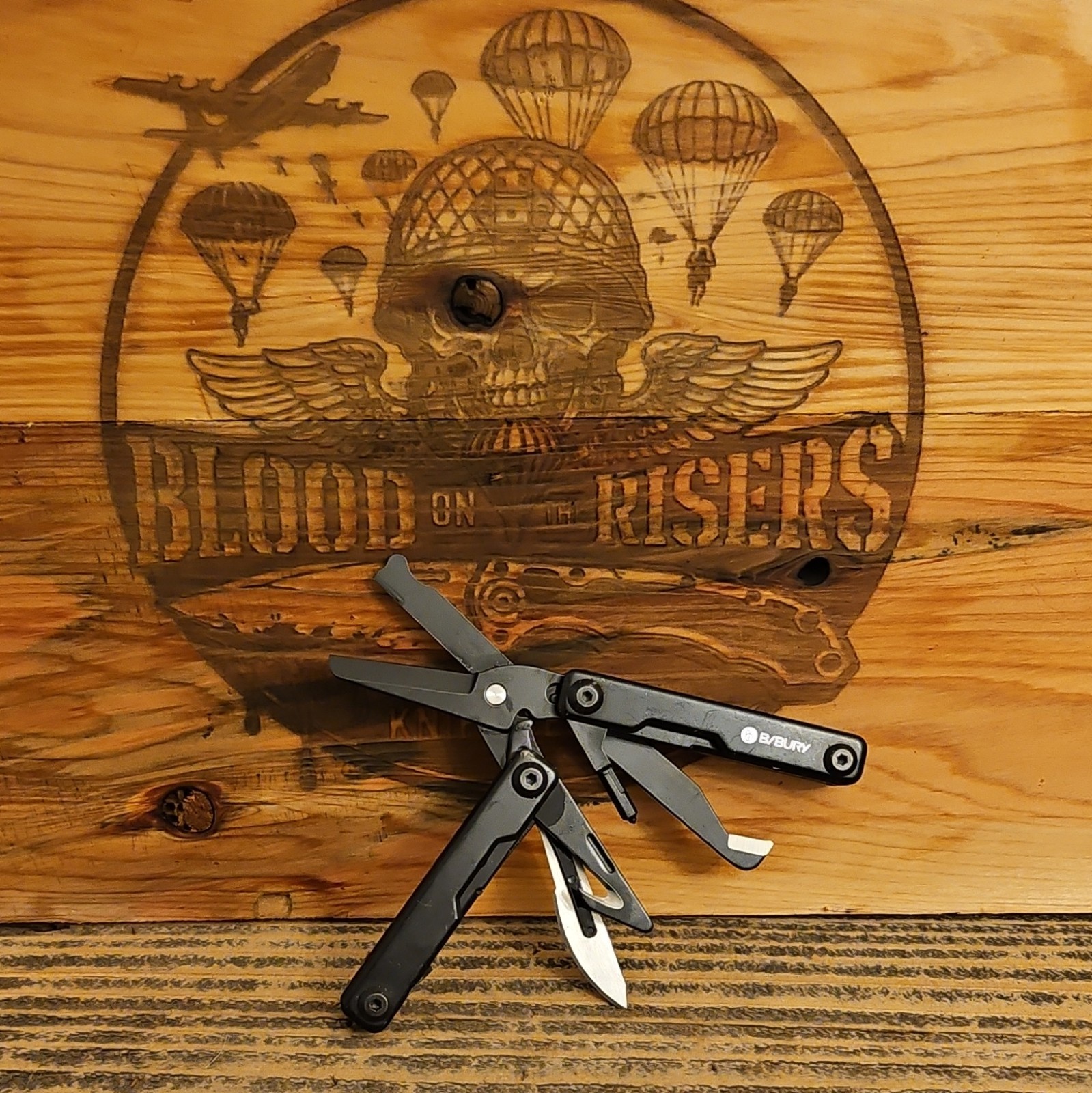 B/BURY Black Folding Multi-Tool Pliers w/ Metal Blade, 0.5cm, 1-Piece