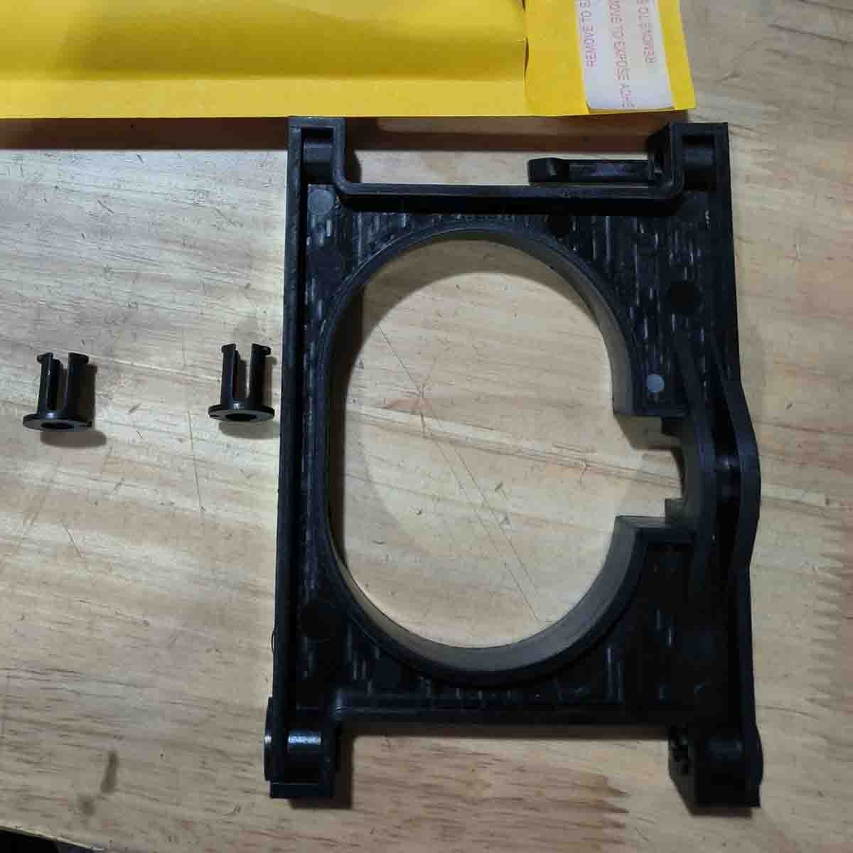 Fits Graco 196025 Yoke For Magnum Sprayers.   A
