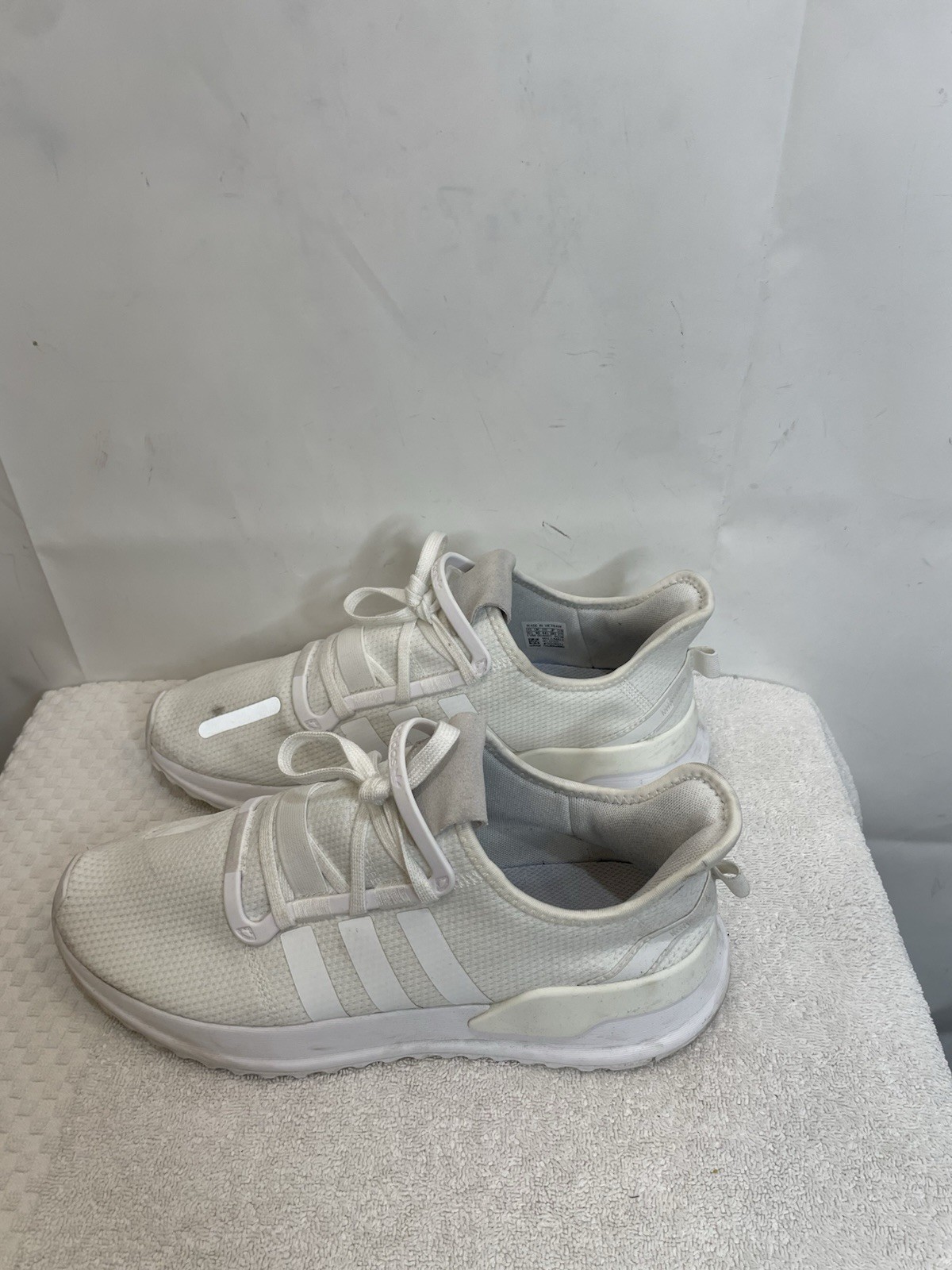 Adidas Men's Size 10.5 Path Run White Running Shoes